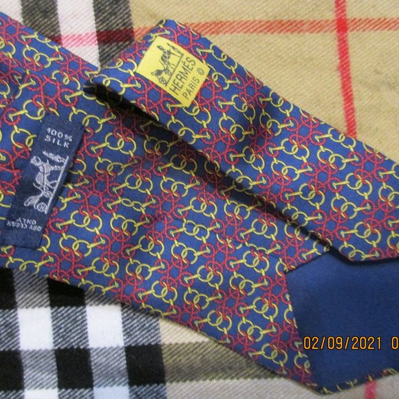 VINTAGE HERMES BLUE LABEL SILK TIE BLUE RED 7468 - Picture 2 of 11